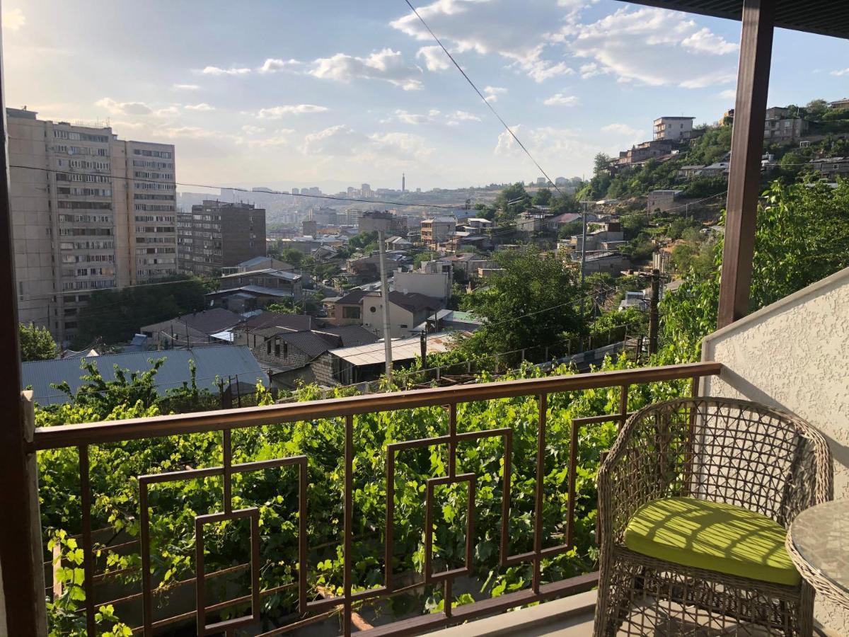 Hillside Guest House Yerevan Exterior foto