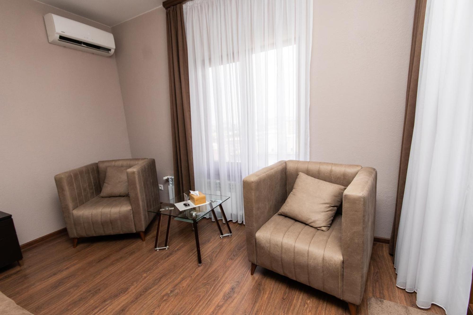 Hillside Guest House Yerevan Exterior foto