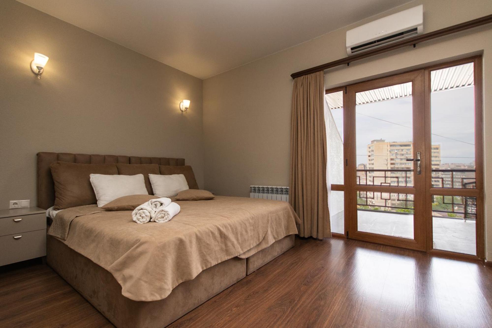 Hillside Guest House Yerevan Exterior foto